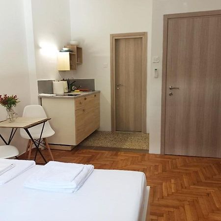 Rustic Studio Appartement Athene Buitenkant foto